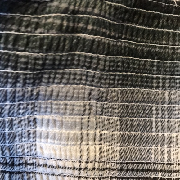 BNWT ladies size small top - Picture 5 of 6